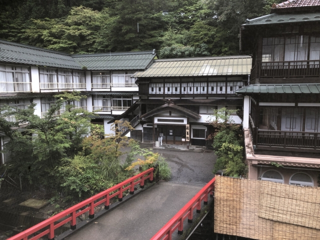 四万温泉の橋