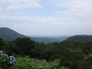 青根温泉からの青々とした山々の眺望