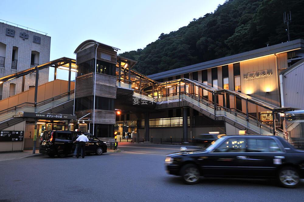箱根湯本温泉のコンパニオン宴会プランを探す スーパーコンパニオン宴会旅行なら宴会ネット