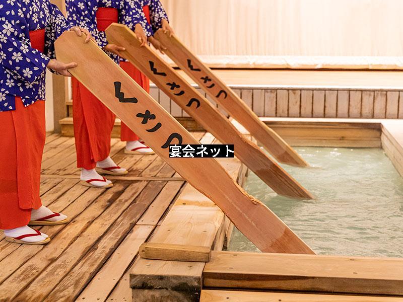 草津温泉湯もみ