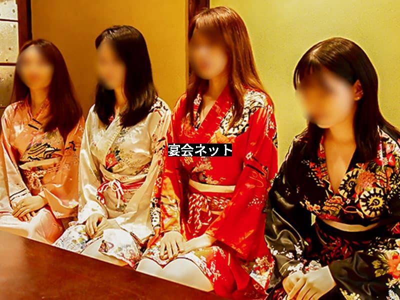 浴衣コンパニオンたち