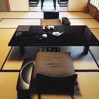 和室12畳の部屋