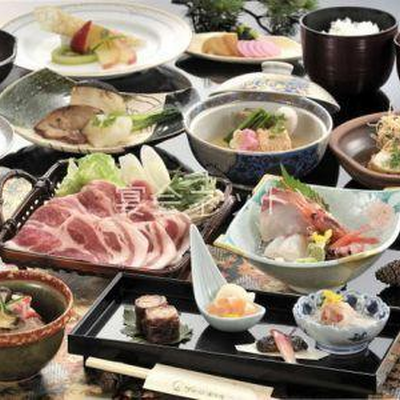 料理 - 湯の山温泉 湯元 グリーンホテル