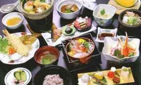 料理 - ラポーゼかわだ