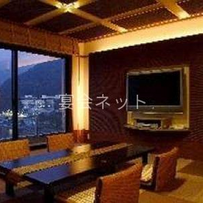 客室本間-琥珀- - ホテル湖南荘
