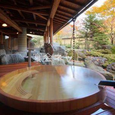 庭園露天 - ホテル華の湯
