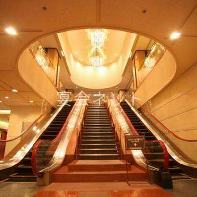 Shop 2235 3
