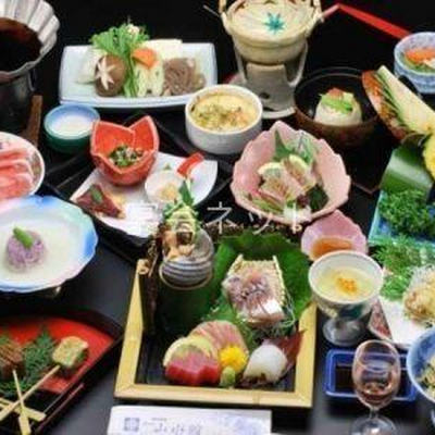 料理 - ホテル山水館