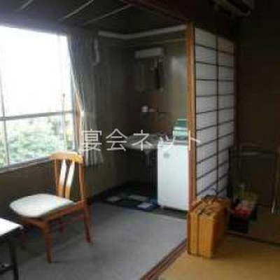 Shop 2512 6
