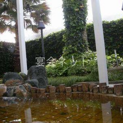 椰子の木陰の露天風呂 - ホテル カアナパリ