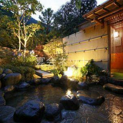 庭園露天風呂 - 箱根　山水荘