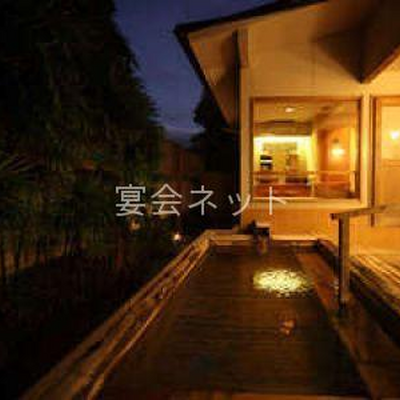 露天風呂　檜 - 旅館 綿屋