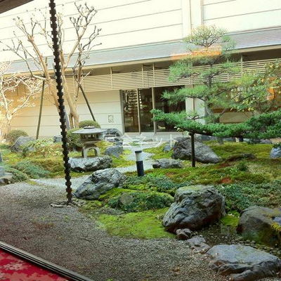 琵琶湖グランドホテルの庭
